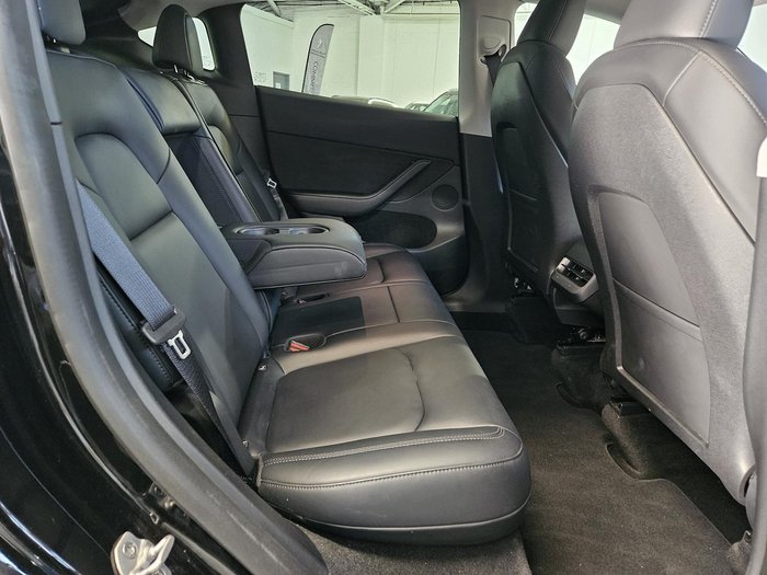2023 Tesla Model Y Rear-Wheel Drive Black