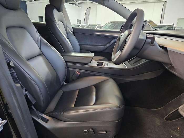 2023 Tesla Model Y Rear-Wheel Drive Black
