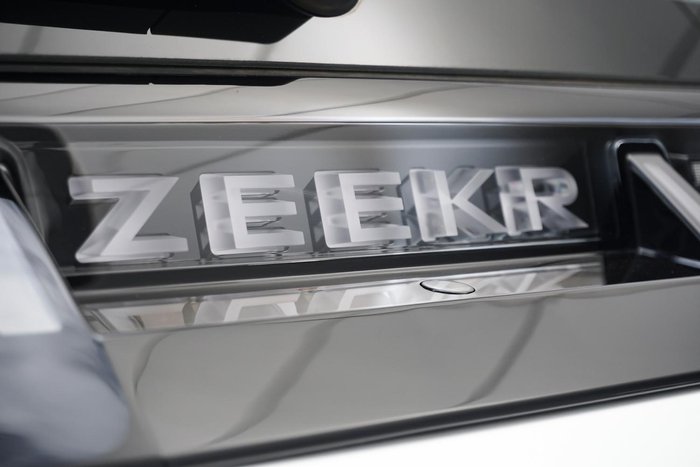 2024 Zeekr X RWD