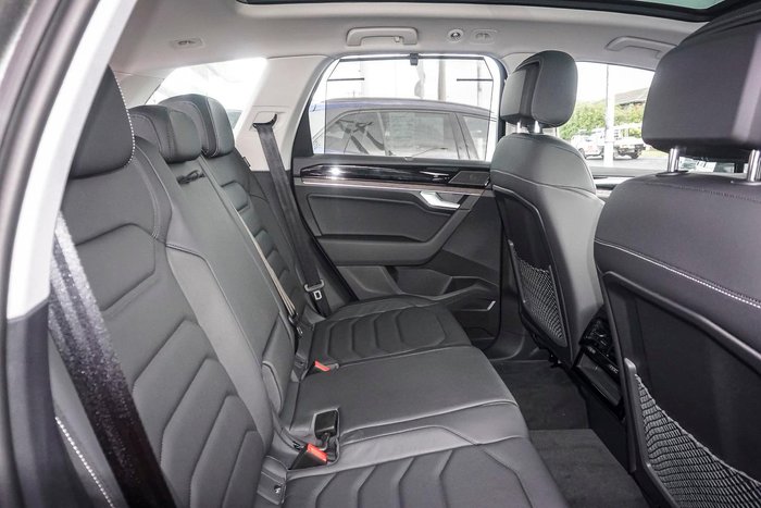 2025 Volkswagen Touareg 170TDI