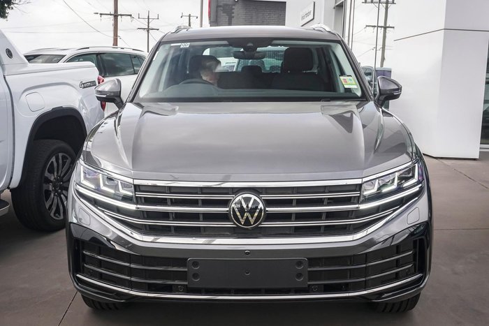2025 Volkswagen Touareg 170TDI