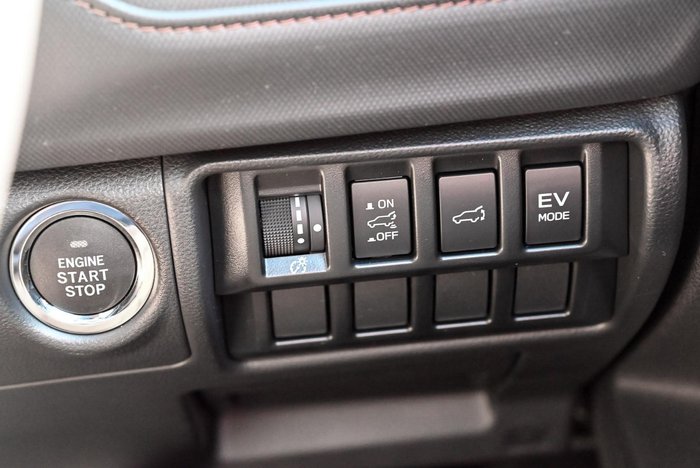 2025 Subaru Forester Hybrid Touring S6 MY26 AWD Grey