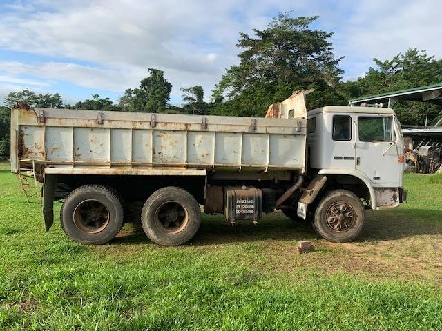 1988 ACCO 1988 2250D Tandem Tipper