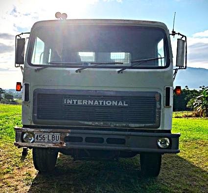 1988 ACCO 1988 2250D Tandem Tipper