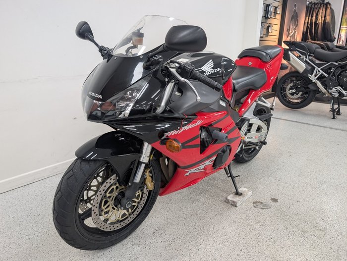 2003 Honda CBR954RR Red