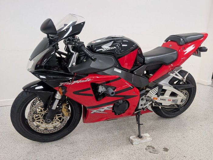 2003 Honda CBR954RR Red