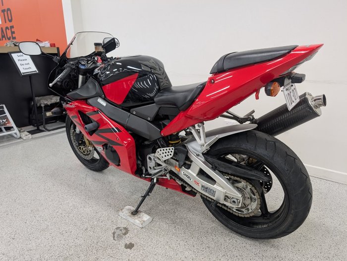 2003 Honda CBR954RR Red