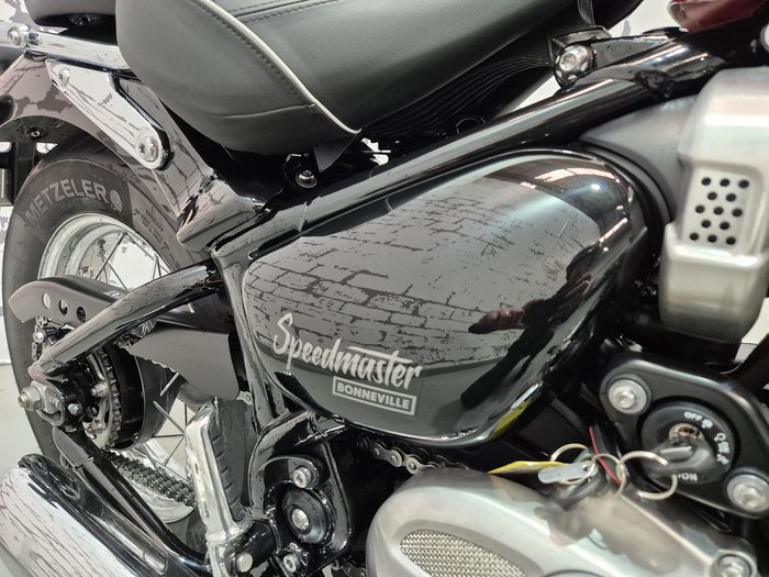 2025 Triumph Bonneville Speedmaster Speedmaster Red