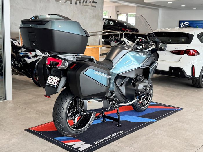 2025 BMW Motorrad R 1300 RT Option 719 R 1300 Blue