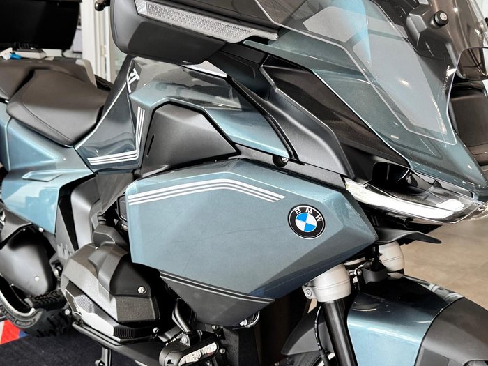 2025 BMW Motorrad R 1300 RT Option 719 R 1300 Blue
