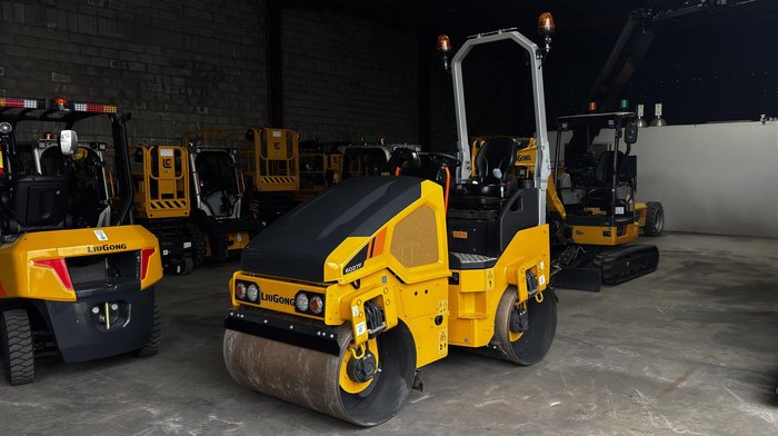 Liugong 6027F Vibrating Roller