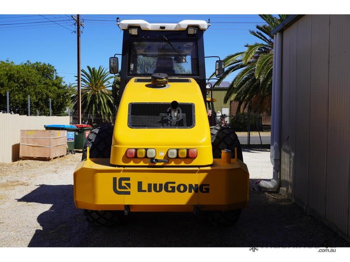 Liugong 6615E Padded Drum Roller
