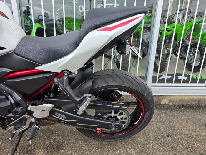 2022 Kawasaki Z650L (LAMS) White
