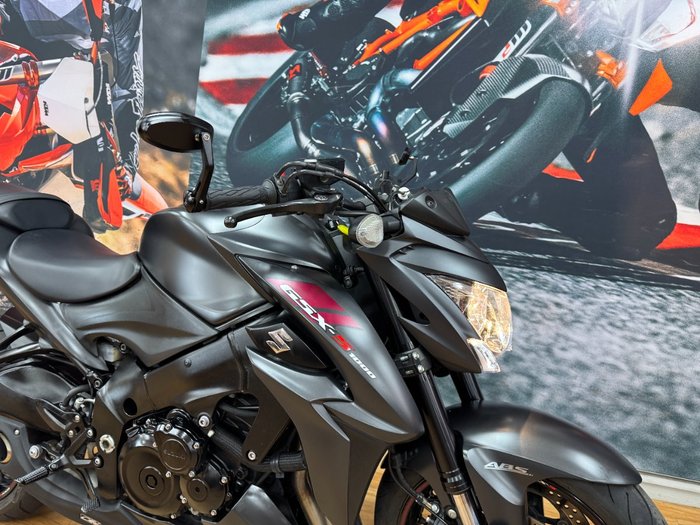 2017 Suzuki GSX-S1000 Black