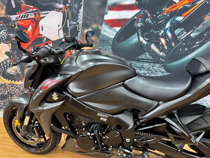 2017 Suzuki GSX-S1000 Black
