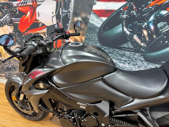 2017 Suzuki GSX-S1000 Black
