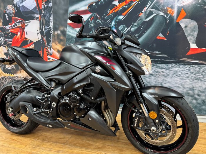 2017 Suzuki GSX-S1000 Black