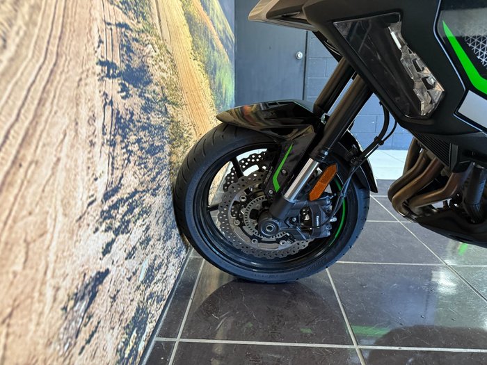 2024 Kawasaki 2024 Kawasaki 1000CC KLZ1000 BLACK