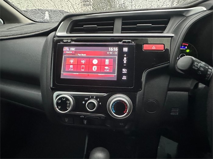2015 HONDA JAZZ VTi