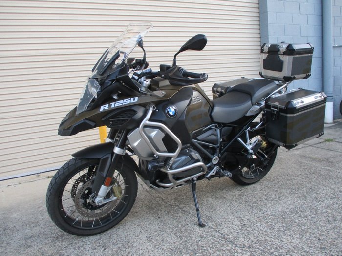 2019 BMW Motorrad R 1250 GS ADVENTURE KALAMATA METALLIC MATT