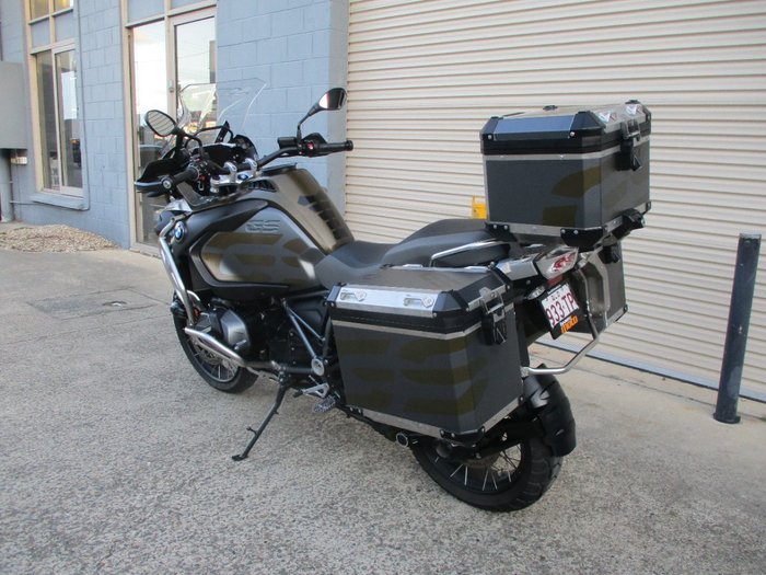 2019 BMW Motorrad R 1250 GS ADVENTURE KALAMATA METALLIC MATT