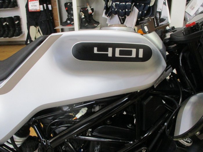2020 HUSQVARNA VITPILEN 401 SILVER