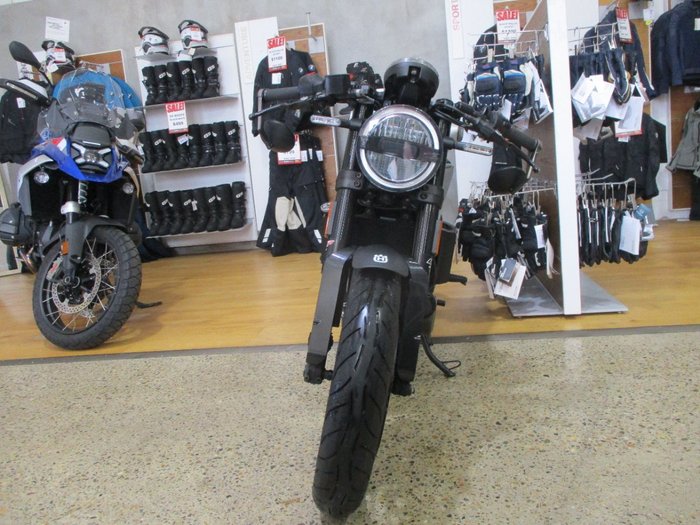 2020 HUSQVARNA VITPILEN 401 SILVER