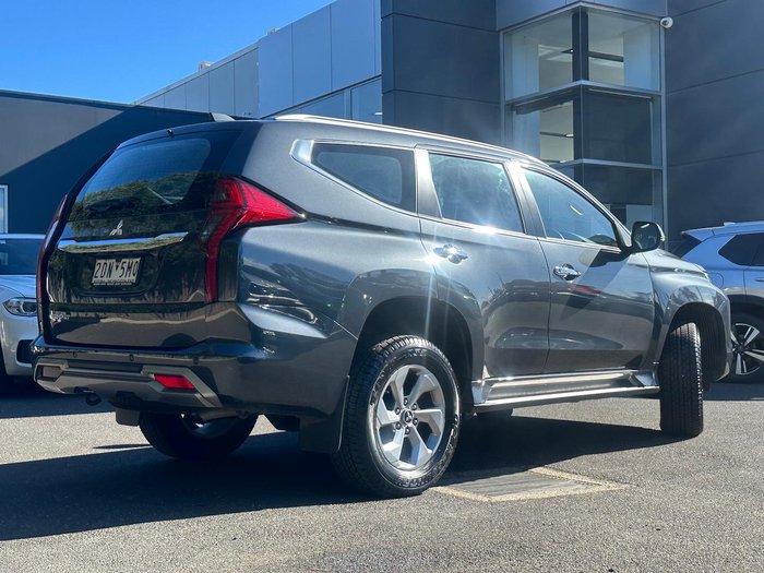 2025 Mitsubishi Pajero Sport GLX