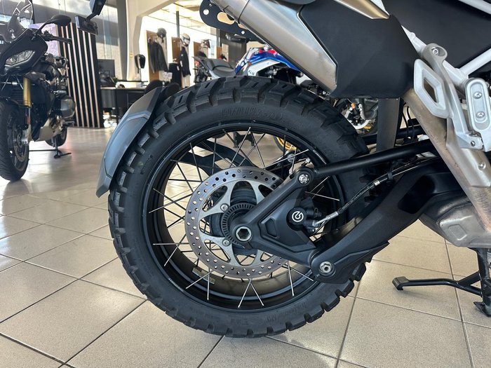 2022 Triumph Tiger 1200 Rally Pro Tiger Green