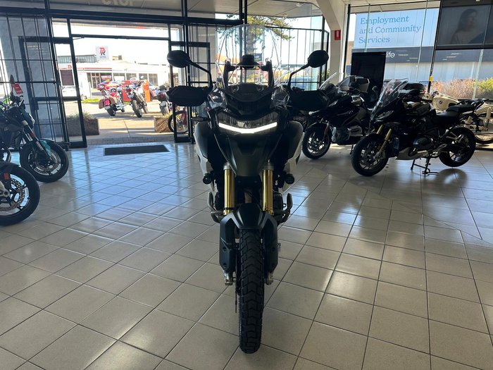 2022 Triumph Tiger 1200 Rally Pro Tiger Green