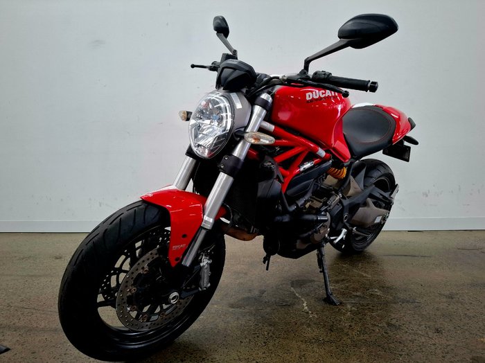 2015 DUCATI MONSTER 821 Red