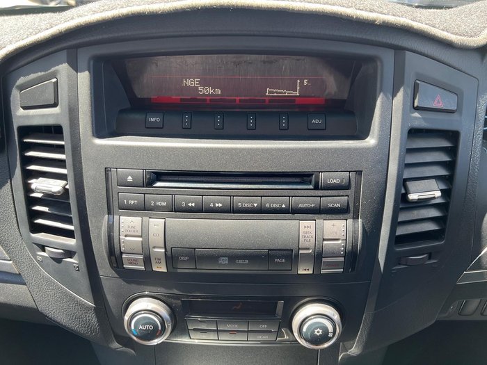 2012 Mitsubishi Pajero GLX-R