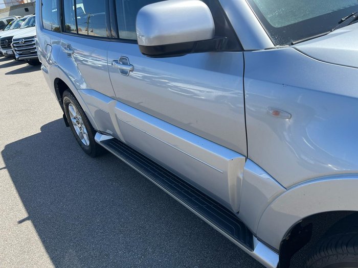 2012 Mitsubishi Pajero GLX-R