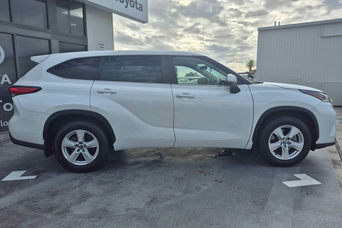 2022 Toyota Kluger GX