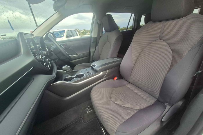 2022 Toyota Kluger GX