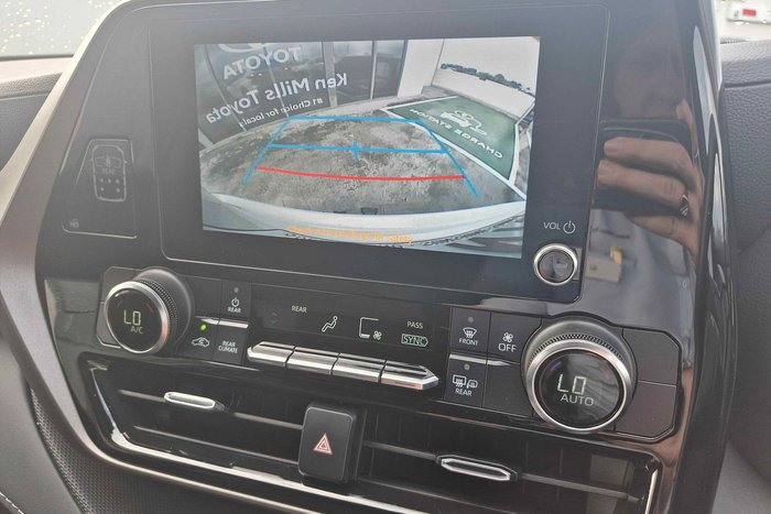 2022 Toyota Kluger GX