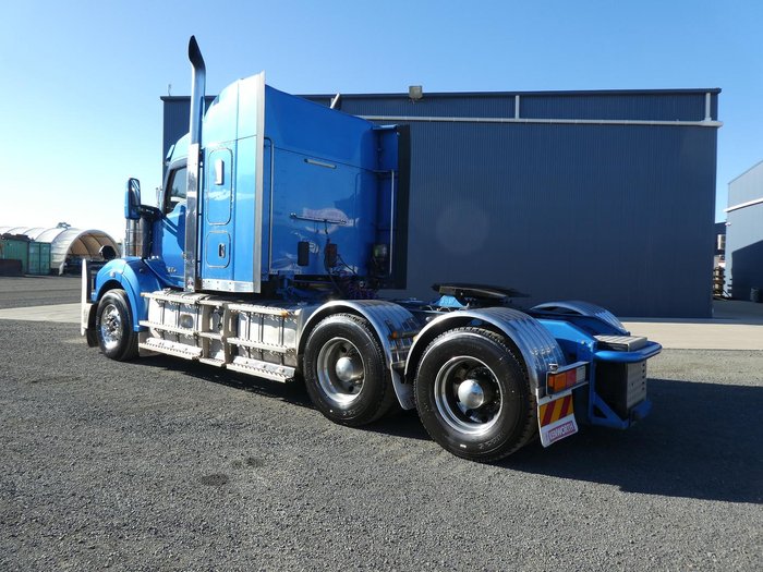 2019 Kenworth T610 Sar BLUE