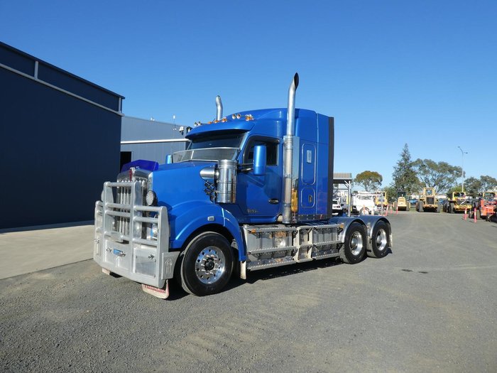 2019 Kenworth T610 Sar BLUE