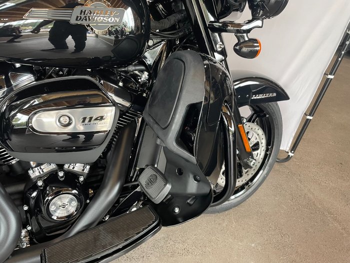 2024 Harley-davidson FLHTK ULTRA LIMITED Vivid Black
