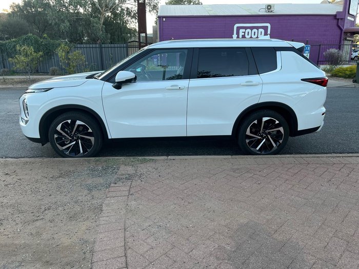 2024 Mitsubishi Outlander Aspire