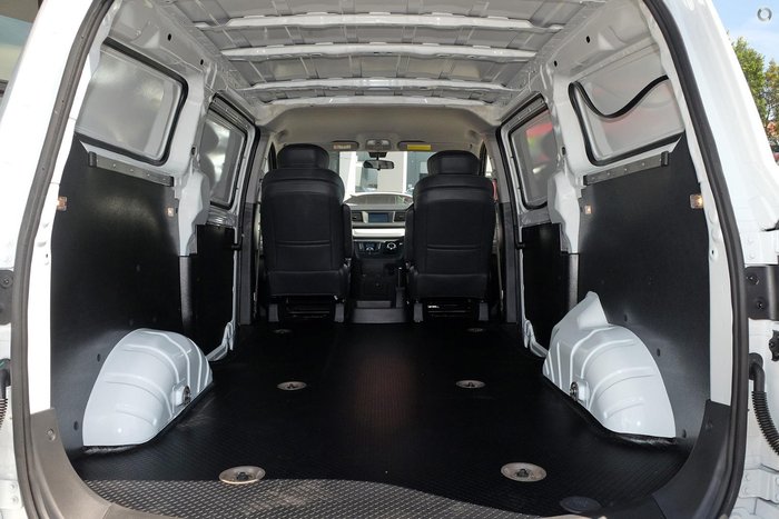 2024 LDV G10 +