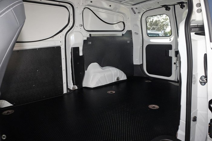 2024 LDV G10 +