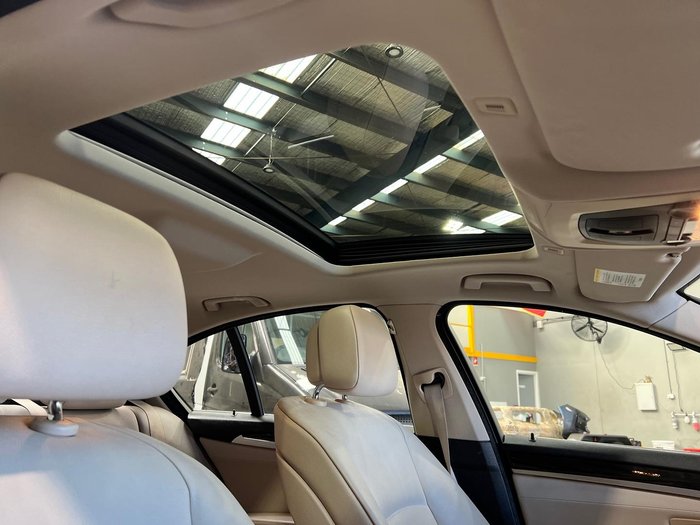 2010 BMW 5 Series 528i F10 Sophisto Grey Brilliant Effect