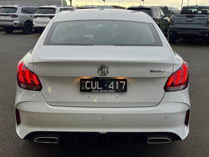 2023 MG MG5 Vibe MY23 Dover White
