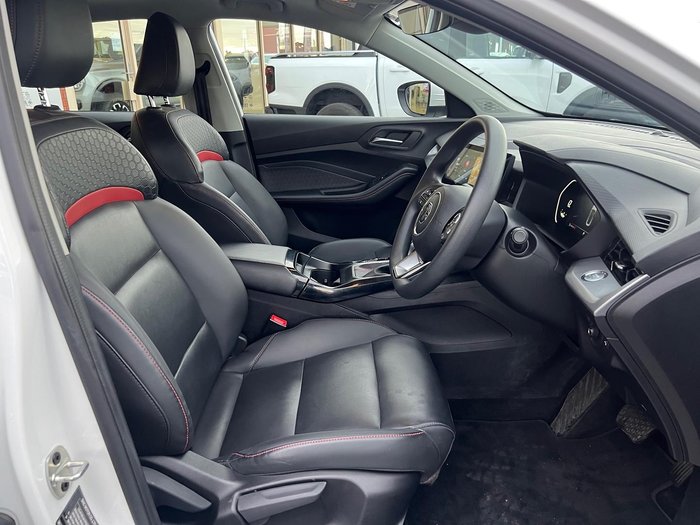 2023 MG MG5 Vibe MY23 Dover White