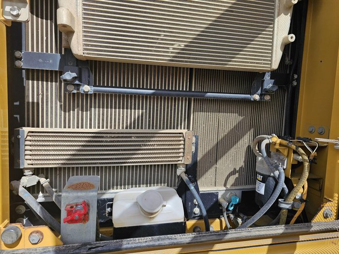 2014 Caterpillar 329El Yellow