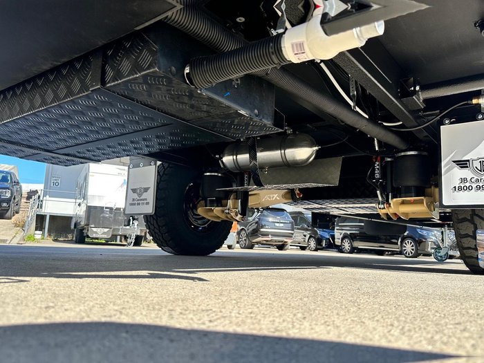 2025 JB Caravans 17'10 Gator X Fd