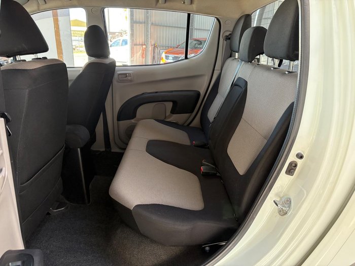 2015 Mitsubishi Triton GLX MN MY15 4X4 Dual Range White