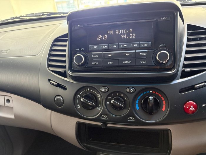 2015 Mitsubishi Triton GLX MN MY15 4X4 Dual Range White