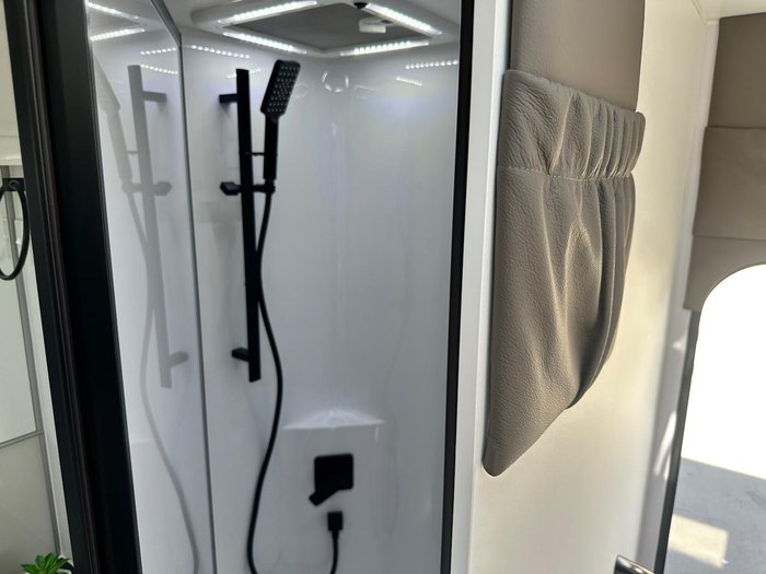 2025 JB Caravans Gator X 17'10 Rear Door